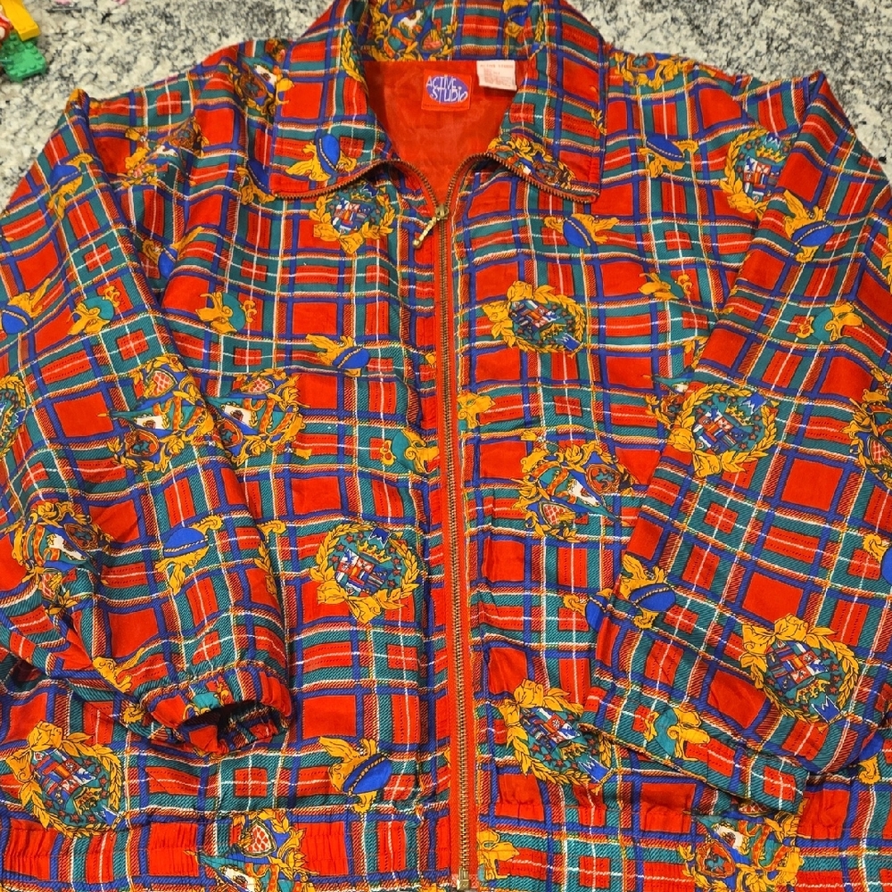 Vintage ACTIVE STUDIO 100% Silk Jacket